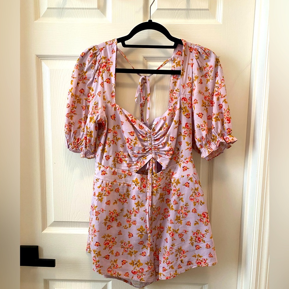 Floral romper with zip closure